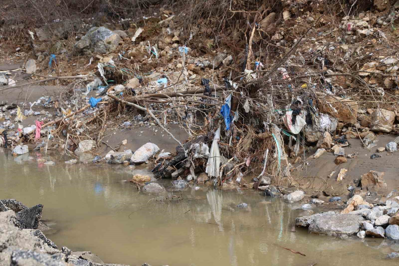 Selin ardından oluşan plastik atıklar dikkat çekti