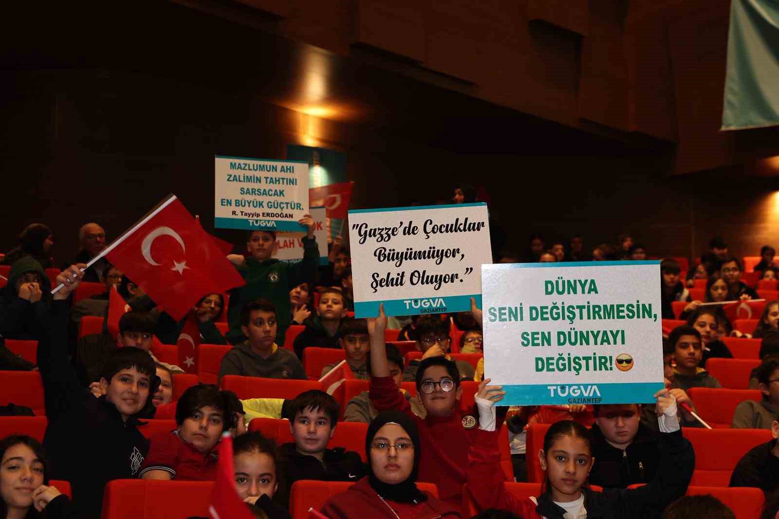 Gaziantep&rsquo;in Gen&ccedil;leri "Kitapkurdu" ile geleceğe kanat a&ccedil;ıyor
