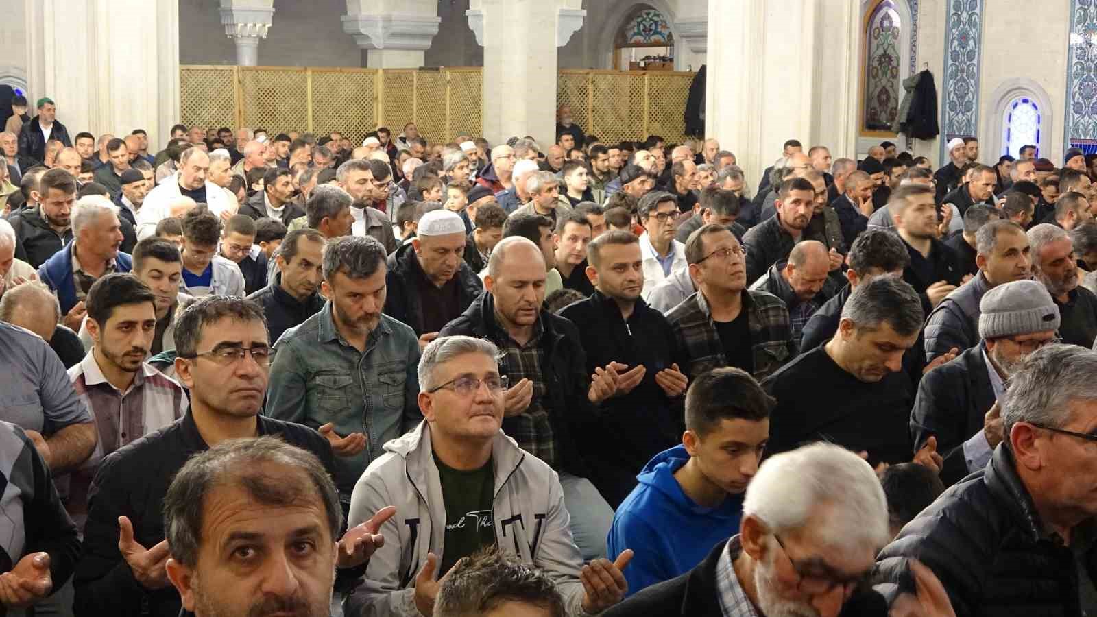 Çorum’da teravih namazları 9 camide hatimle kılınacak