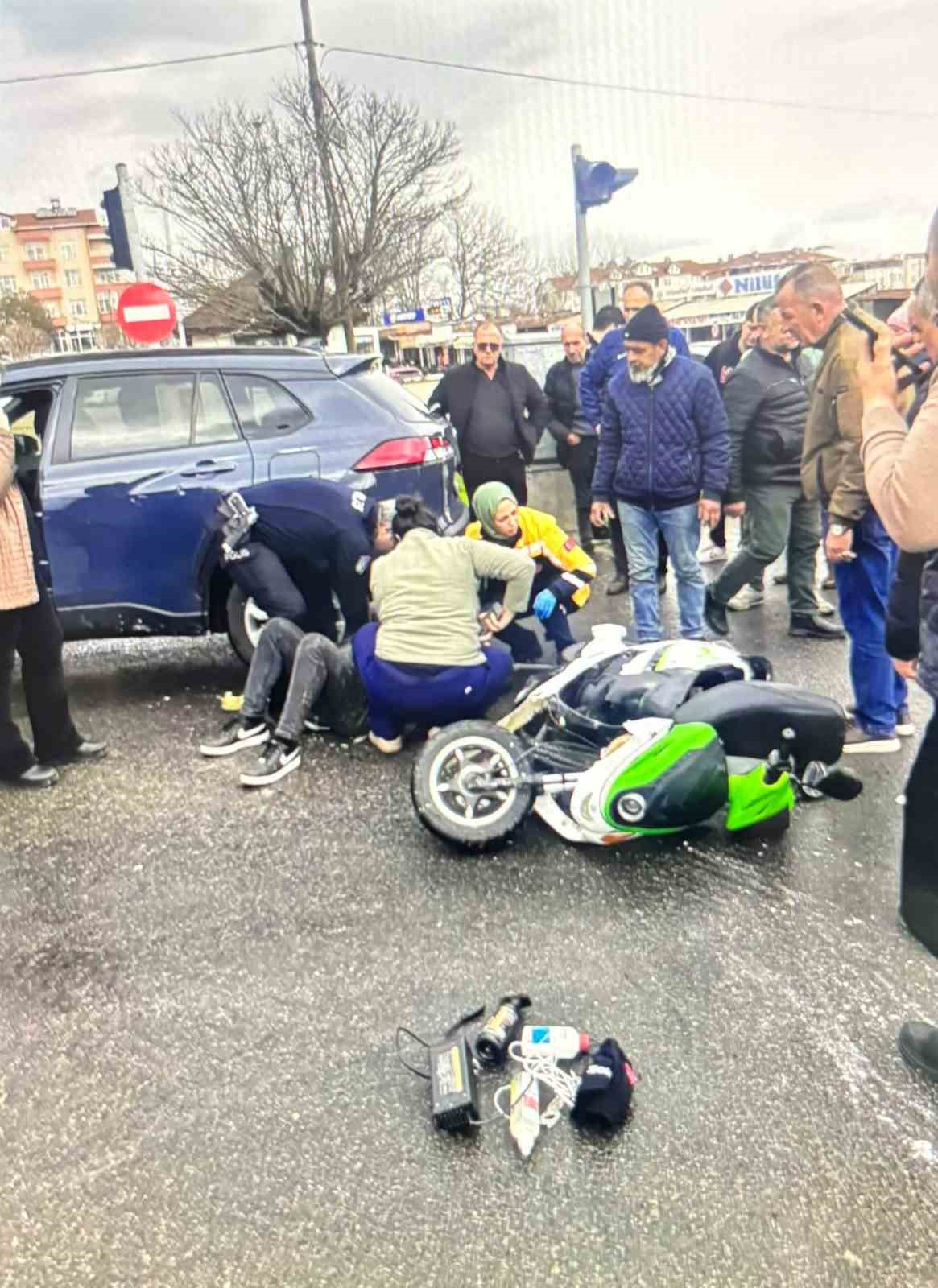 Babaeski&rsquo;de elektrikli bisiklet ile otomobil &ccedil;arpıştı: 1 &ouml;l&uuml;
