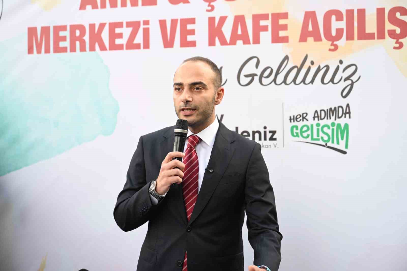 Gaziosmanpaşa&rsquo;da Anne, &Ccedil;ocuk Merkezi ve Kafesi a&ccedil;ıldı
