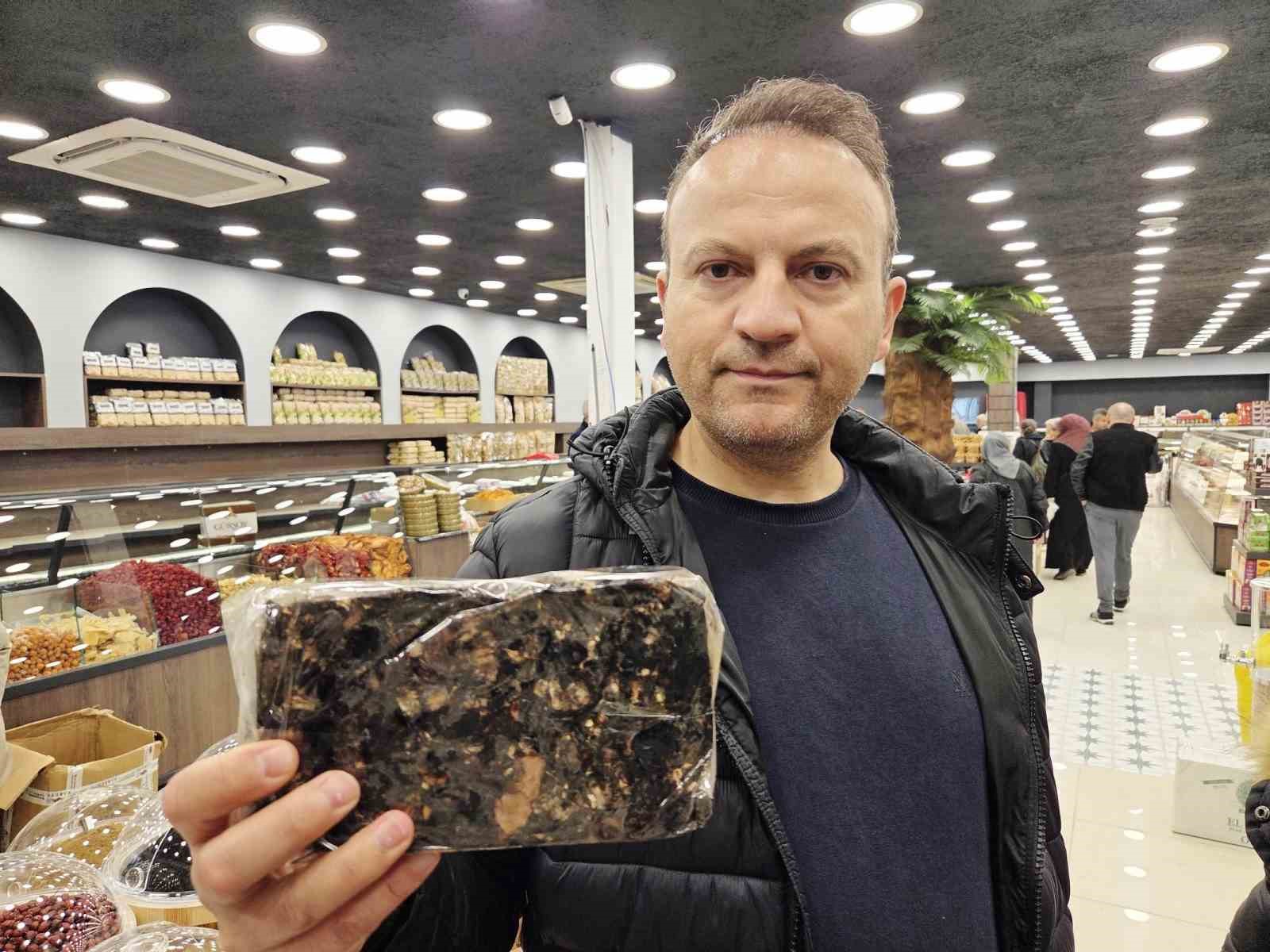 Ramazan’ın vazgeçilmezi hurmaya yoğun ilgi