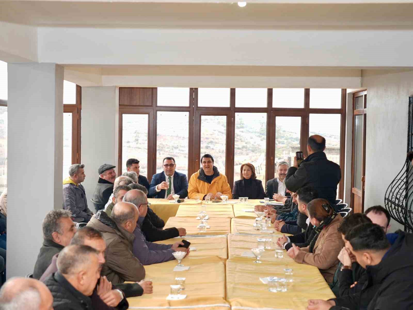 Yılmaz: "Kimsenin kendini &ccedil;aresiz hissetmemesi i&ccedil;in &ccedil;alışıyoruz"
