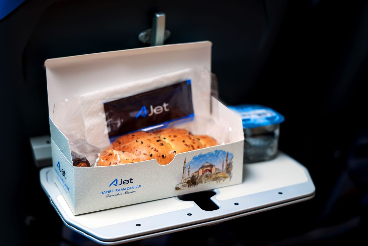 AJet&rsquo;ten iftar ve sahur ikramı
