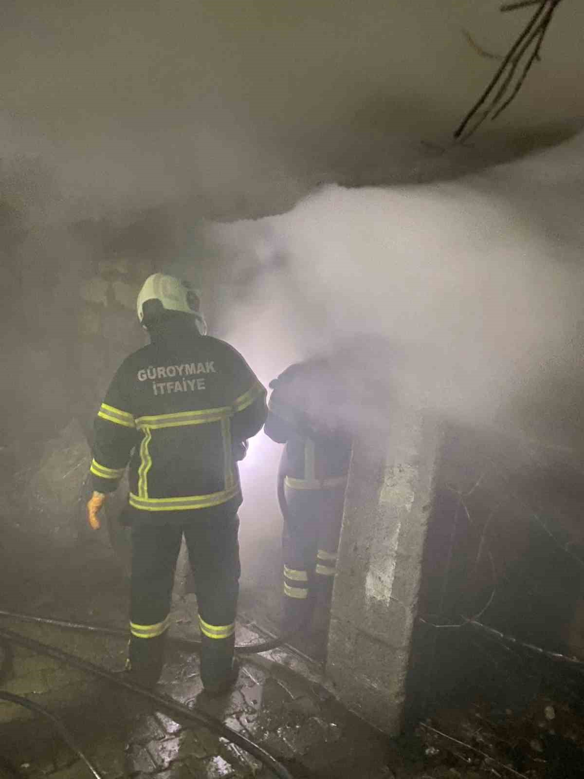 G&uuml;roymak&rsquo;ta korkutan yangın
