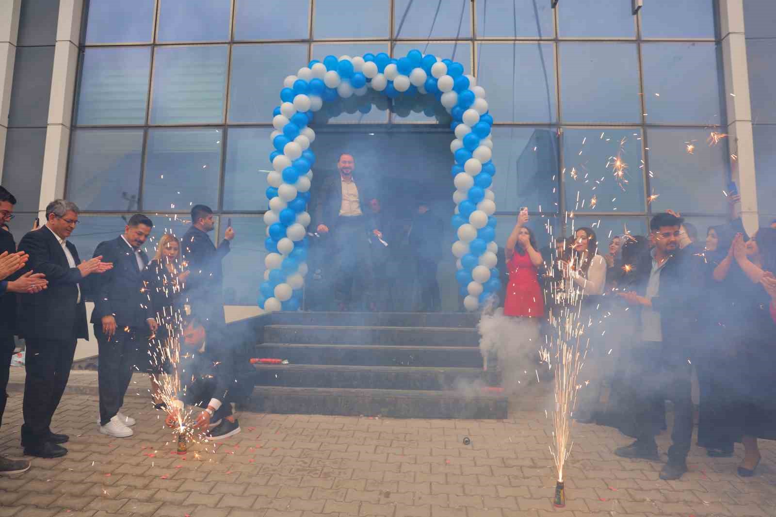 İhlas Pazarlama Kahramanmaraş&rsquo;ta yeni hizmet binasını a&ccedil;tı, başarılı &ccedil;alışanlara plaket verildi
