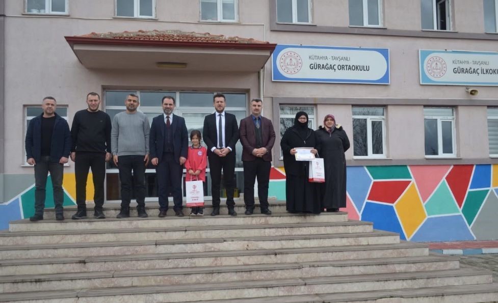 Tavşanlı&rsquo;da dereceye giren &ouml;ğrenciye tebrik ziyareti
