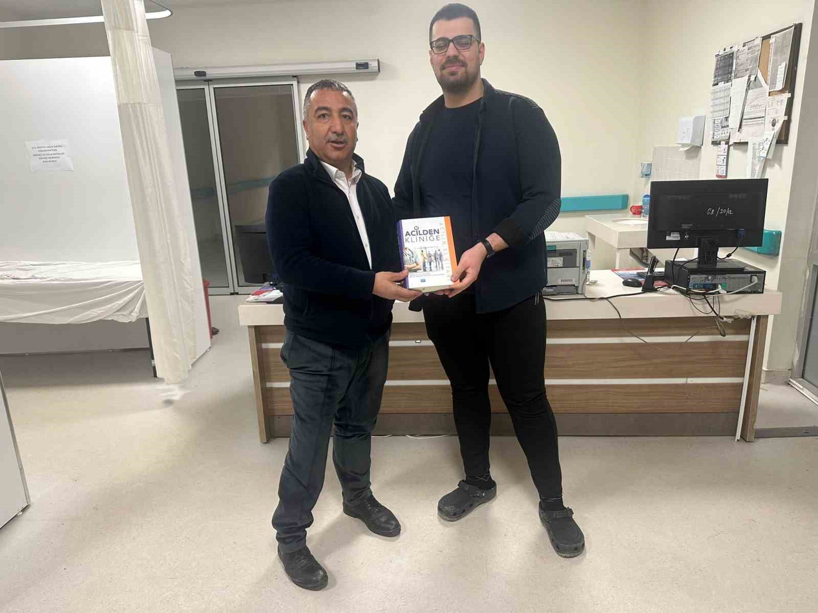 Sağlık-Sen&rsquo;den Şırnak&rsquo;ta acil servislere akademik destek
