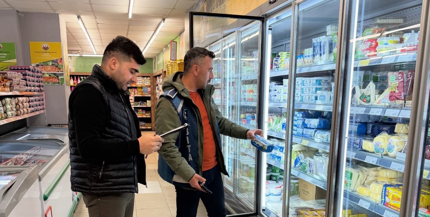 Demirözü’nde marketler denetlendi
