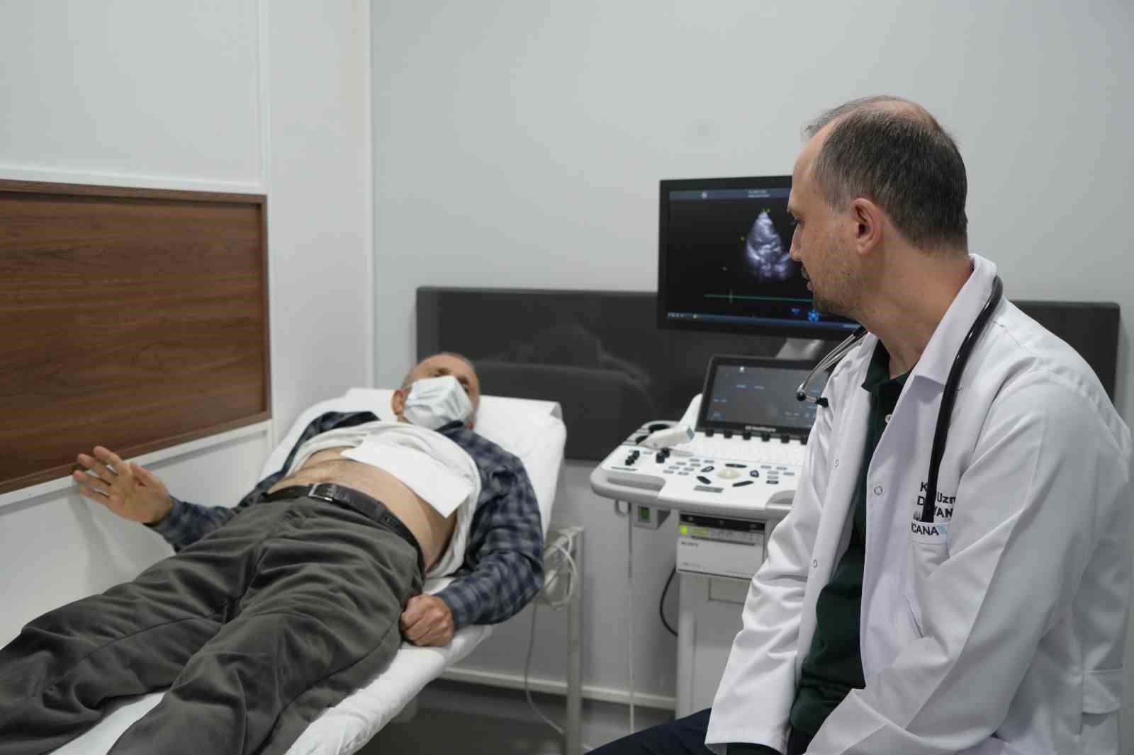 Y&uuml;zde 90 tıkalı boyun damarına kritik m&uuml;dahale: Fel&ccedil; riski &ouml;nlendi
