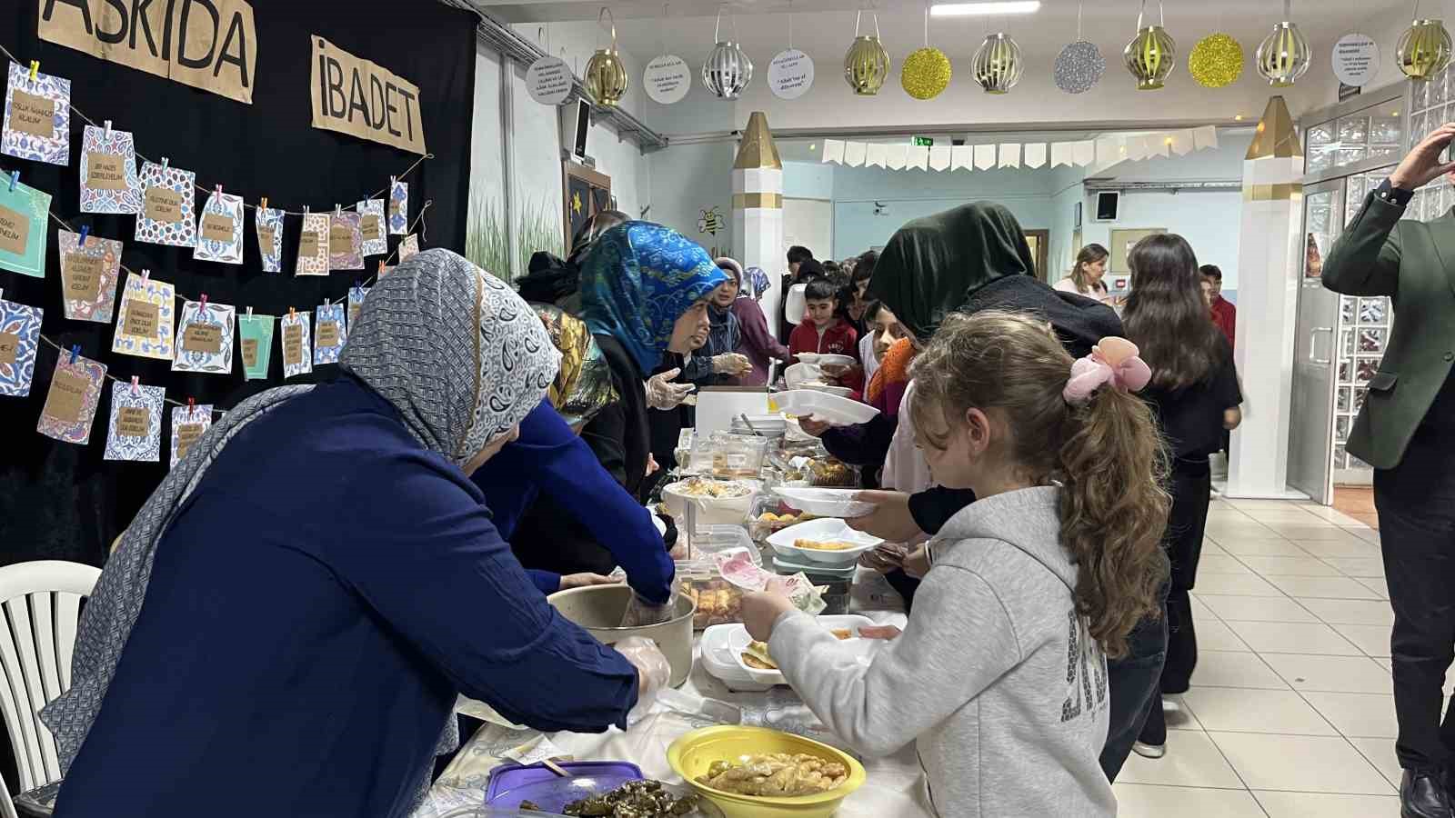 Ordu&rsquo;da okulda d&uuml;zenlenen hayır &ccedil;arşısının geliri ihtiya&ccedil; sahiplerine
