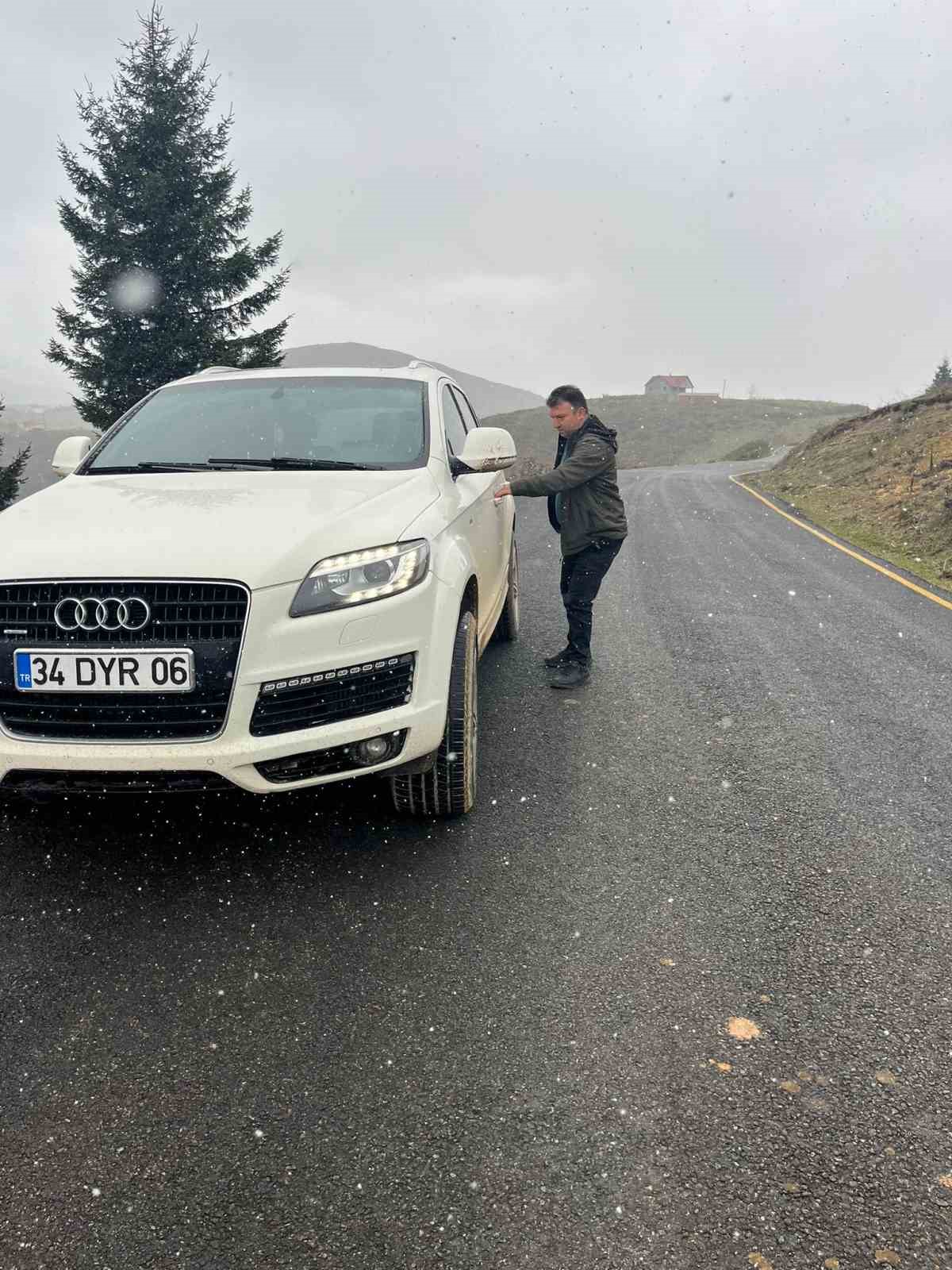 Galeriden noter satışıyla alınan lüks cipe gümrük şoku