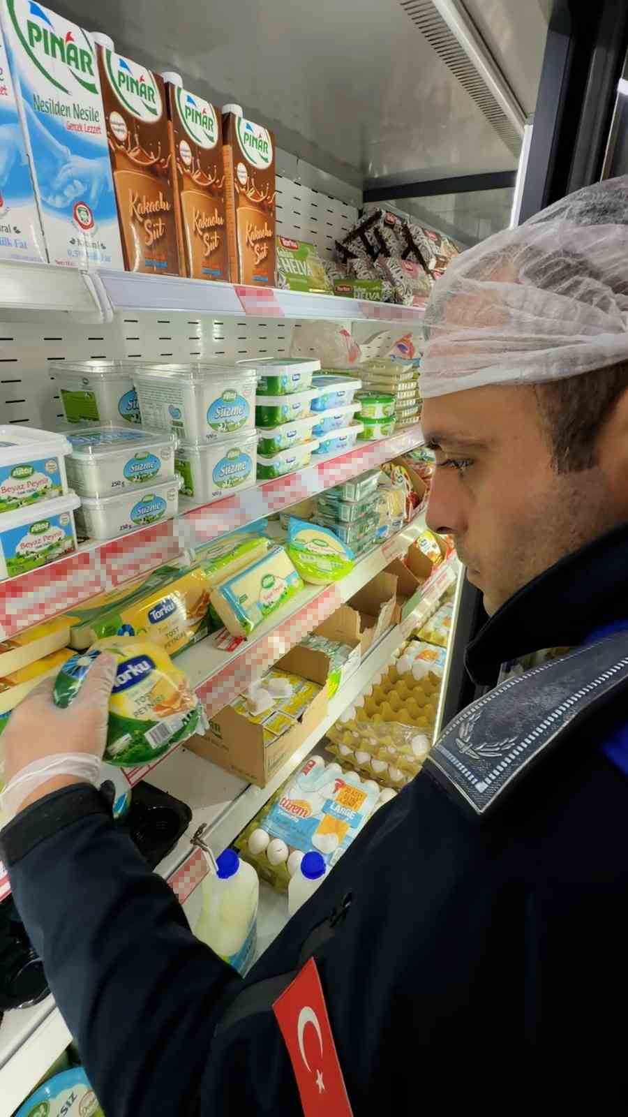 Sincan Belediyesi zabıta ekipleri Ramazan &ouml;ncesi denetimleri sıklaştırdı
