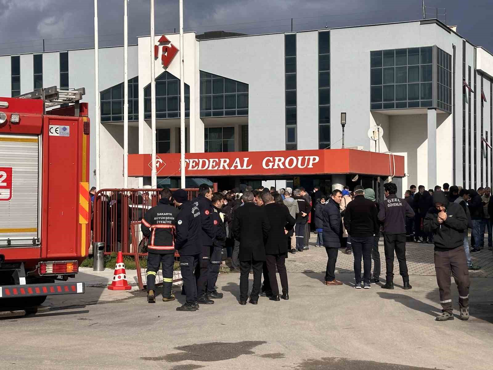 Organize sanayideki koku ekipleri harekete geçirdi