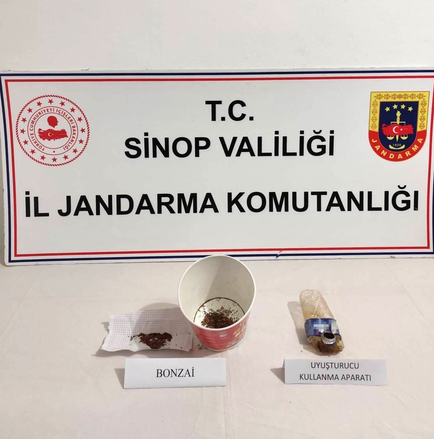 Sinop&rsquo;ta zehir tacirlerine operasyon: 7 g&ouml;zaltı
