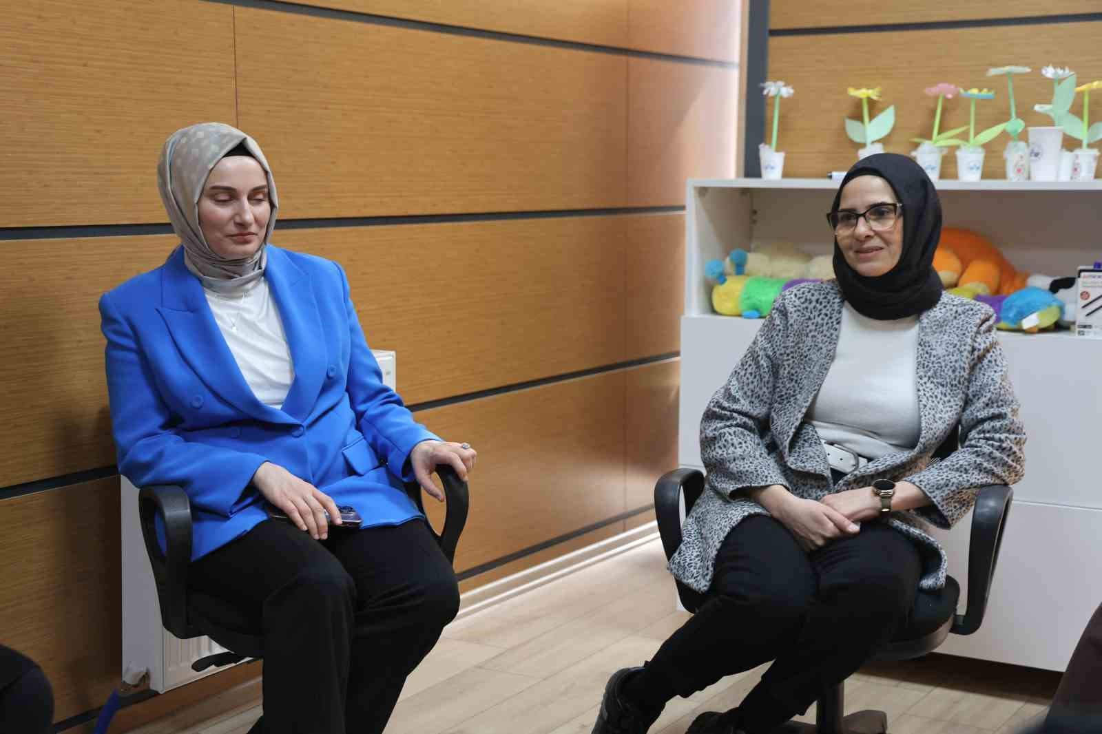 Elazığ&rsquo;da destekleyici terapiler s&uuml;r&uuml;yor
