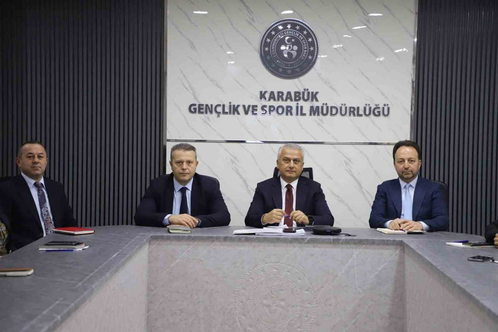 Karabük’te gençlik ve spor çalışmaları masaya yatırıldı