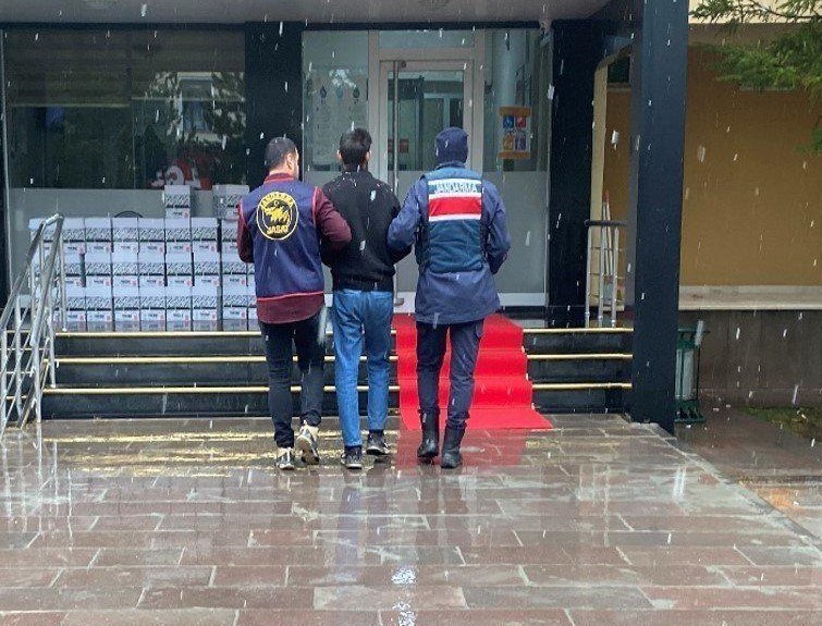 Hakkında 20 yıl kesinleşmiş hapis cezası bulunan firari hükümlü Bayburt’ta yakalandı