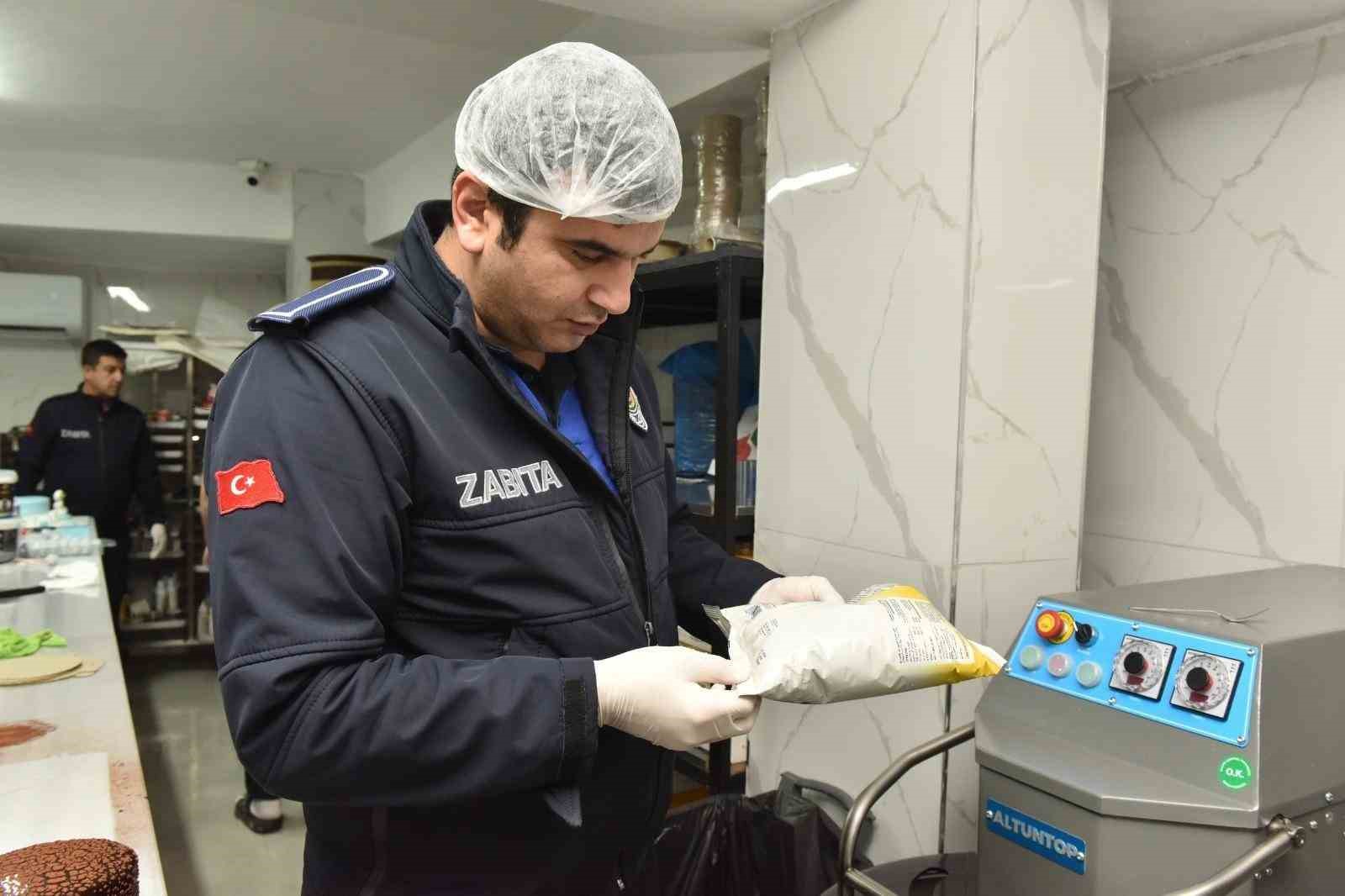 Kepez’de Ramazan öncesi tatlı üretim ve satışı denetimi