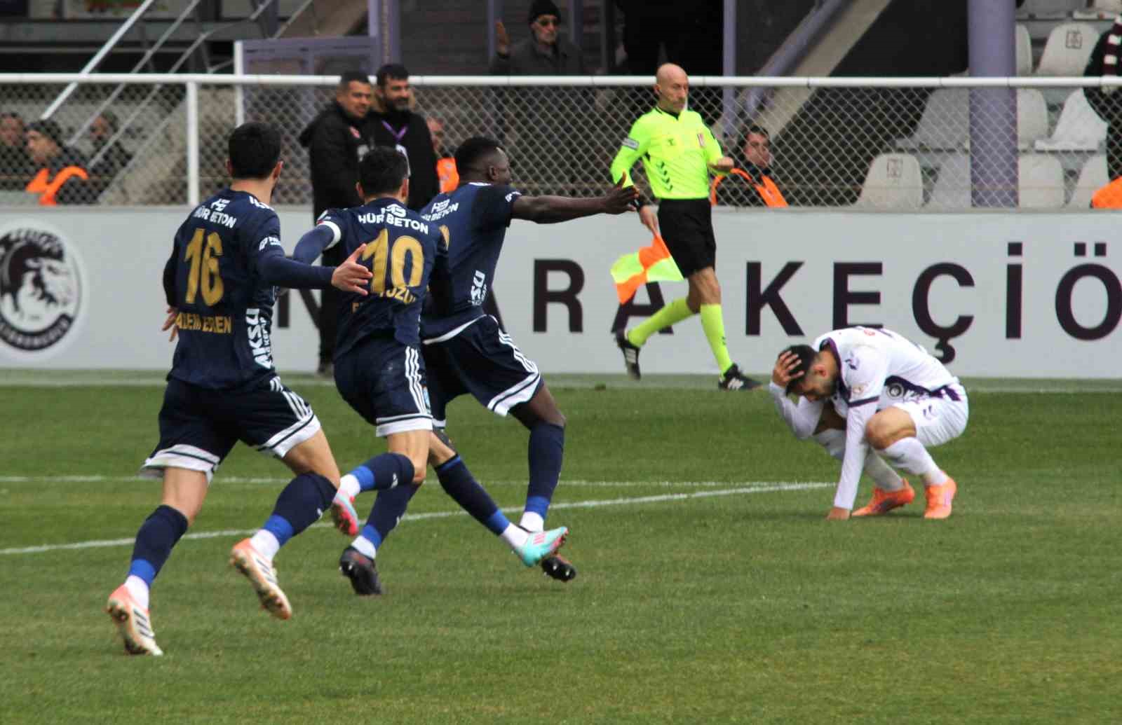 Trendyol 1. Lig: Ankara Ke&ccedil;i&ouml;reng&uuml;c&uuml;: 1 - Erzurumspor FK: 2
