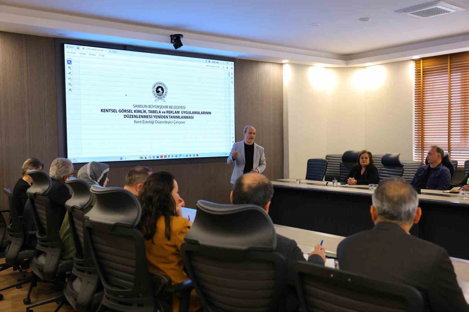 Samsun’da tabela kirliliğine neşter