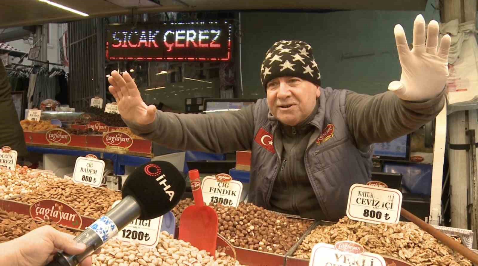 Bursa&rsquo;da Ramazan &ouml;ncesi &ccedil;arşı ve pazarlar yoğunlaştı
