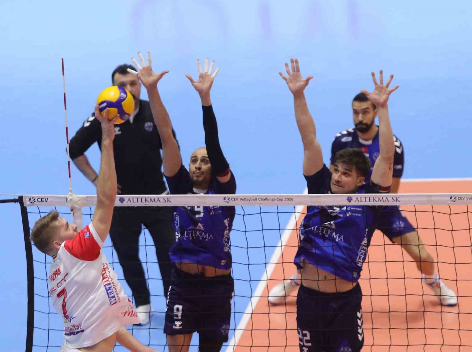 Altekma yarı finalde