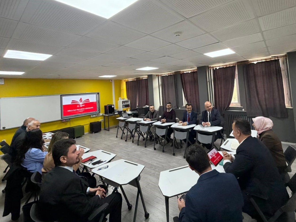 Yığılca’da eğitim yöneticileriyle istişare toplantısı