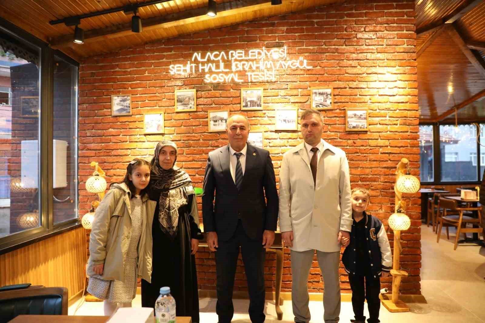 Alaca&rsquo;da Şehit Halil İbrahim Ayg&uuml;l&rsquo;&uuml;n adının yaşatılacağı tesis dualarla a&ccedil;ıldı
