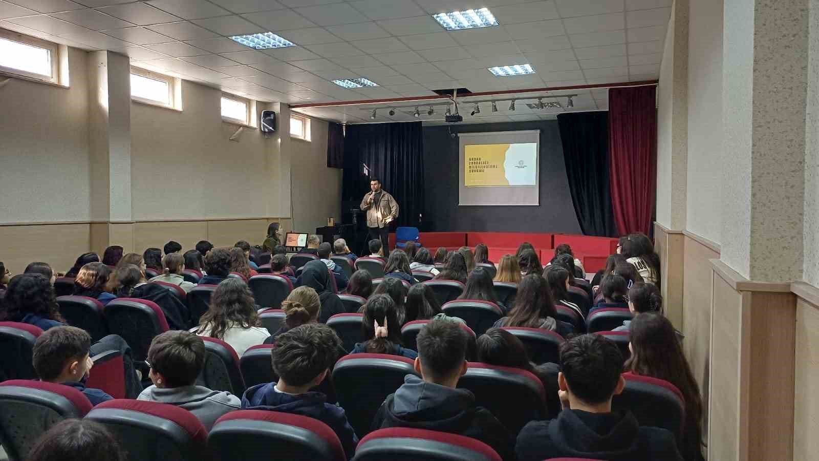 Manisa Ticaret Borsası Anadolu Lisesi&rsquo;nden &rsquo;Akran Zorbalığı" semineri
