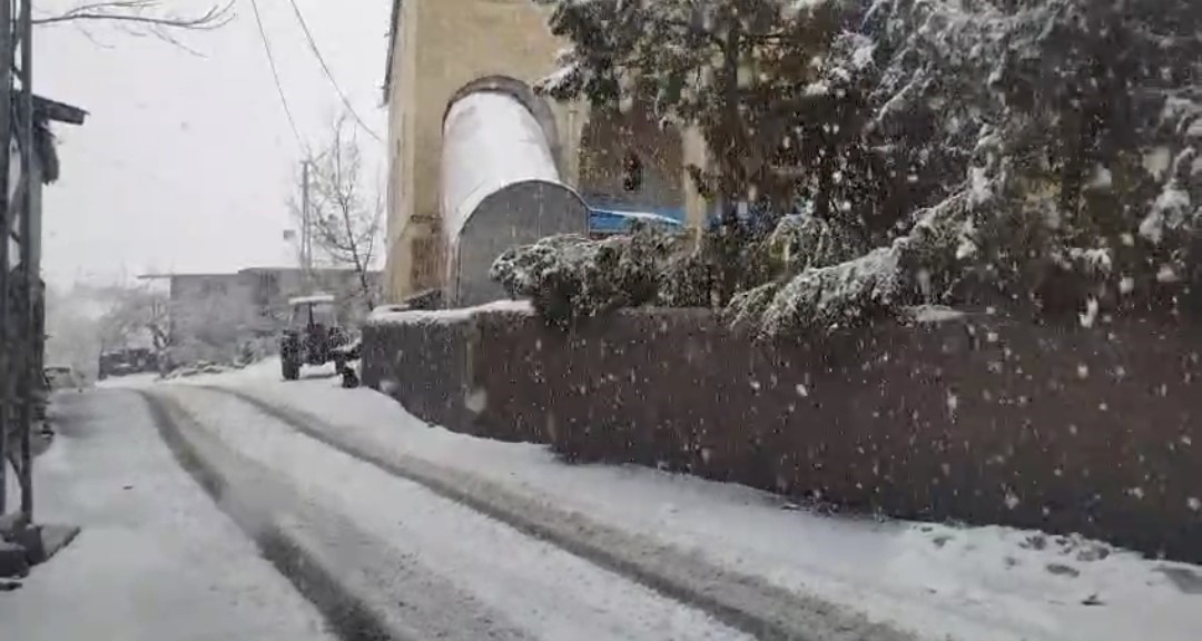 Adana Tufanbeyli&rsquo;de kar yağışı etkili oldu
