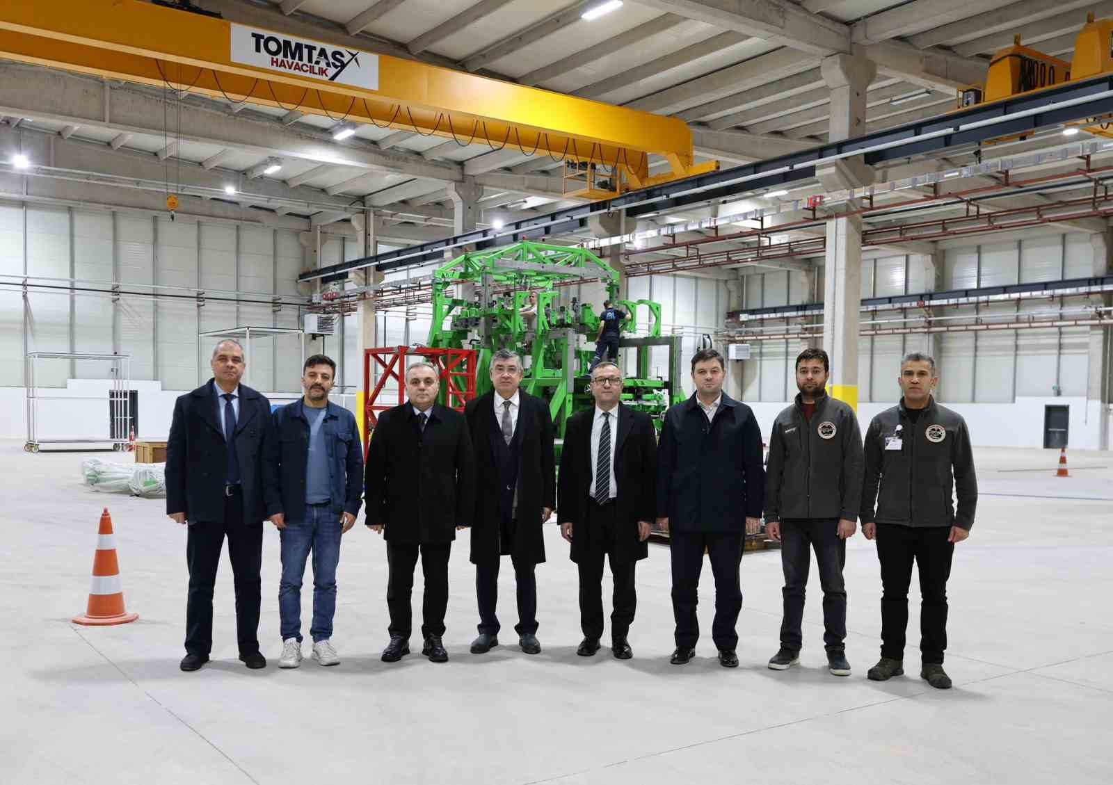 Rekt&ouml;r Altun&rsquo;dan TOMTAŞ&rsquo;a ziyaret
