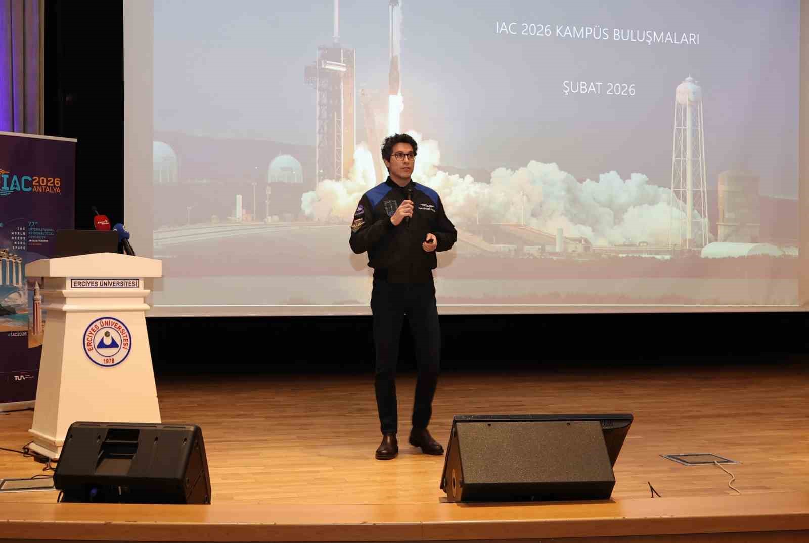 T&uuml;rk Astronot Tuva Cihangir Atasever, ER&Uuml; &ouml;ğrencileri ile bir araya geldi
