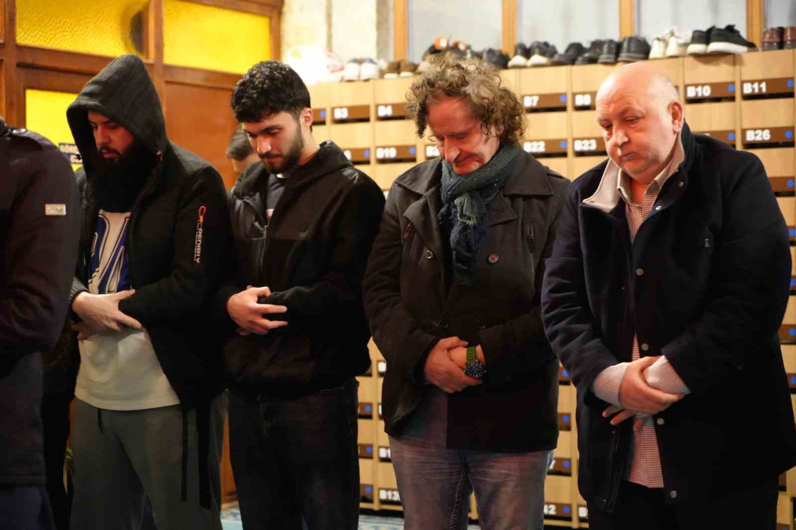 Samsun&rsquo;da ilk teravih namazı kılındı
