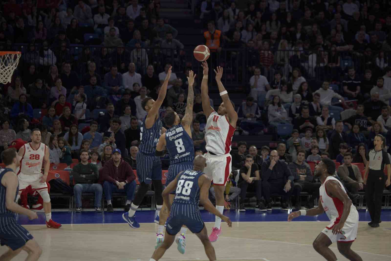 Ziraat Bankası Erkekler T&uuml;rkiye Kupası: Bah&ccedil;eşehir Koleji: 67 - A. Efes: 88
