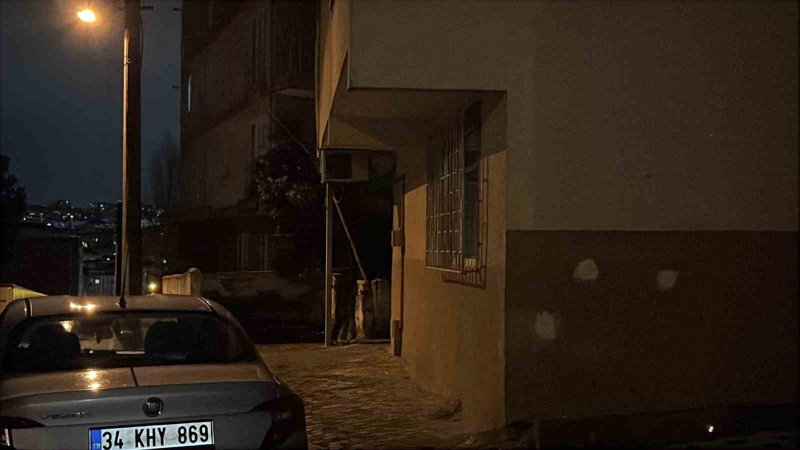 Emekli polis, tartıştığı eski meclis &uuml;yesi tarafından vuruldu
