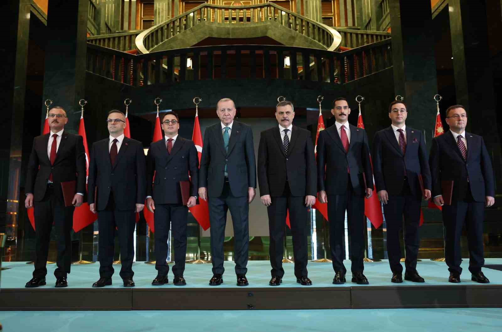 Gercüş Kaymakamı Muhammed Öztaş’a Cumhurbaşkanlığı Külliyesinde anlamlı ödül