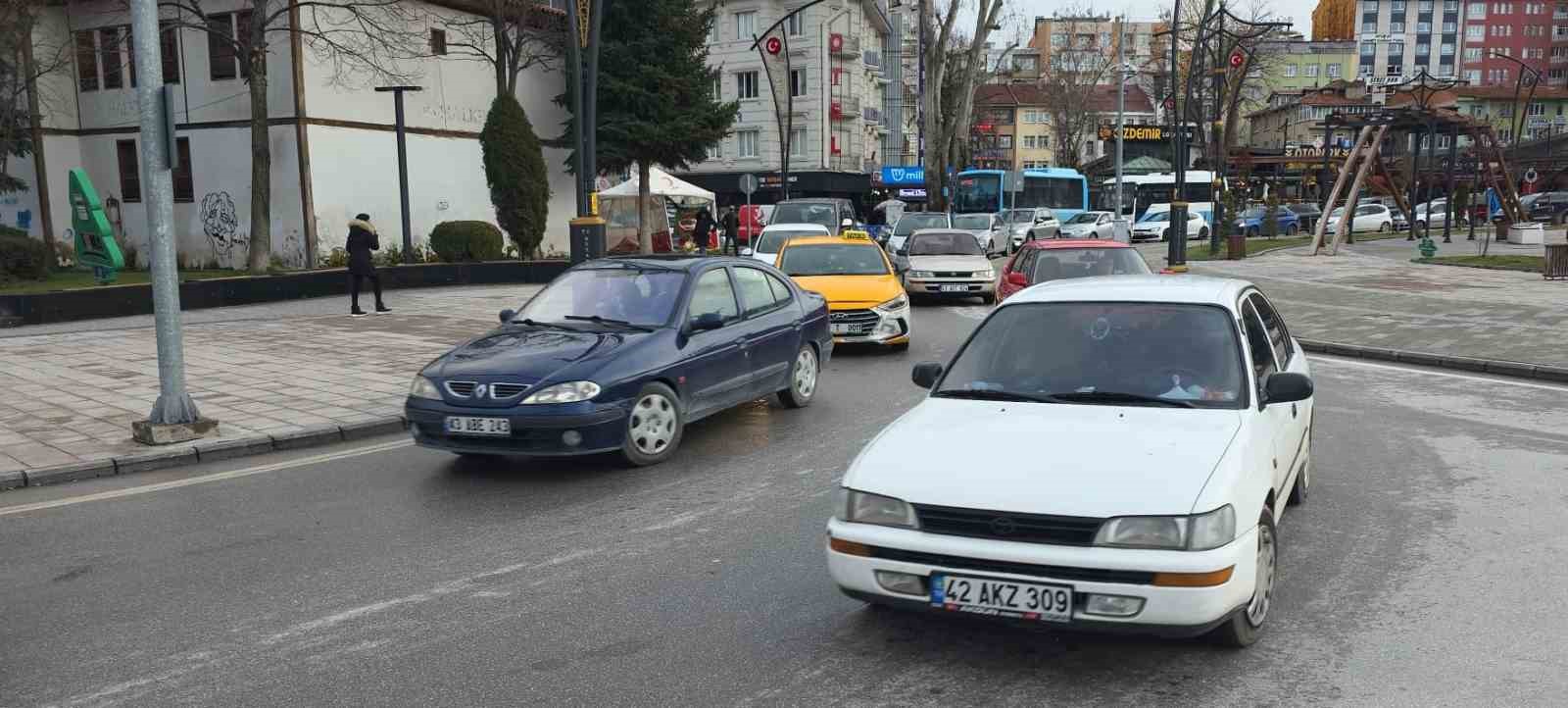 Kütahya’da araç sayısı artmaya devam ediyor