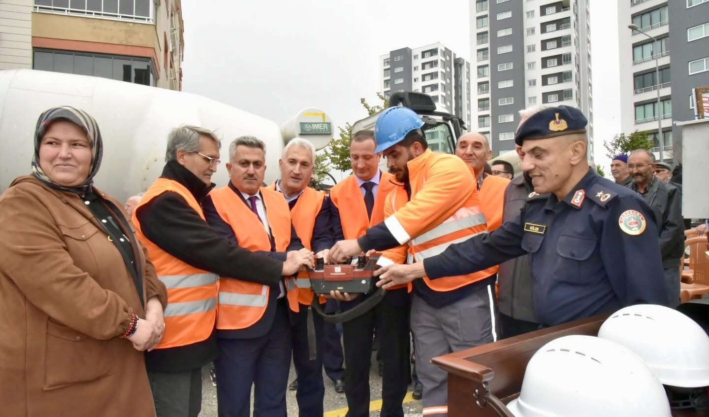 Tarsus�ta cami temeli at�ld�
