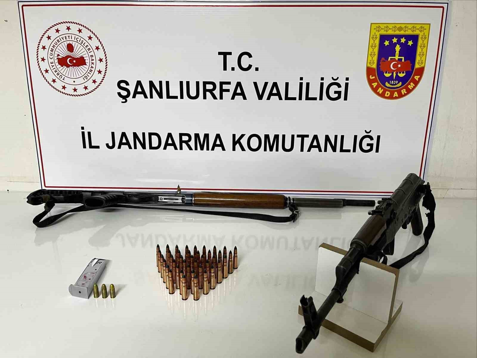 Siverek’te ruhsatsız silah operasyonu