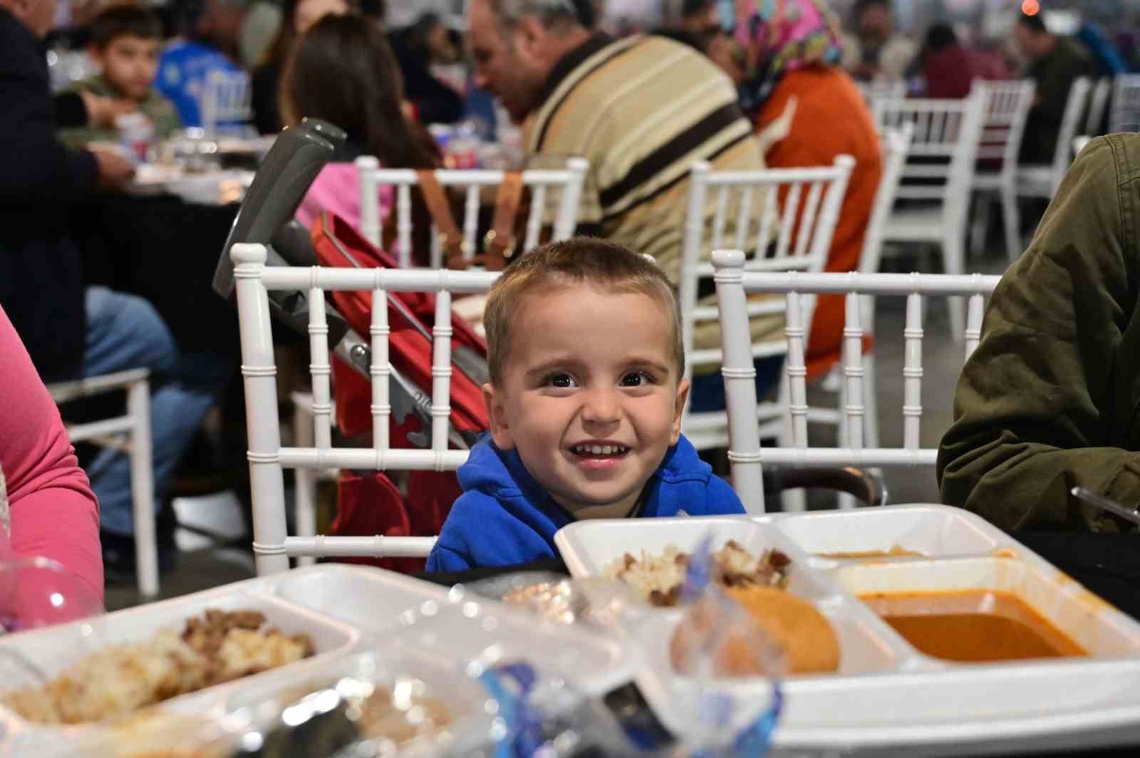 Kepez iftar sofralarında ve Ramazan etkinliklerinde buluşuyor
