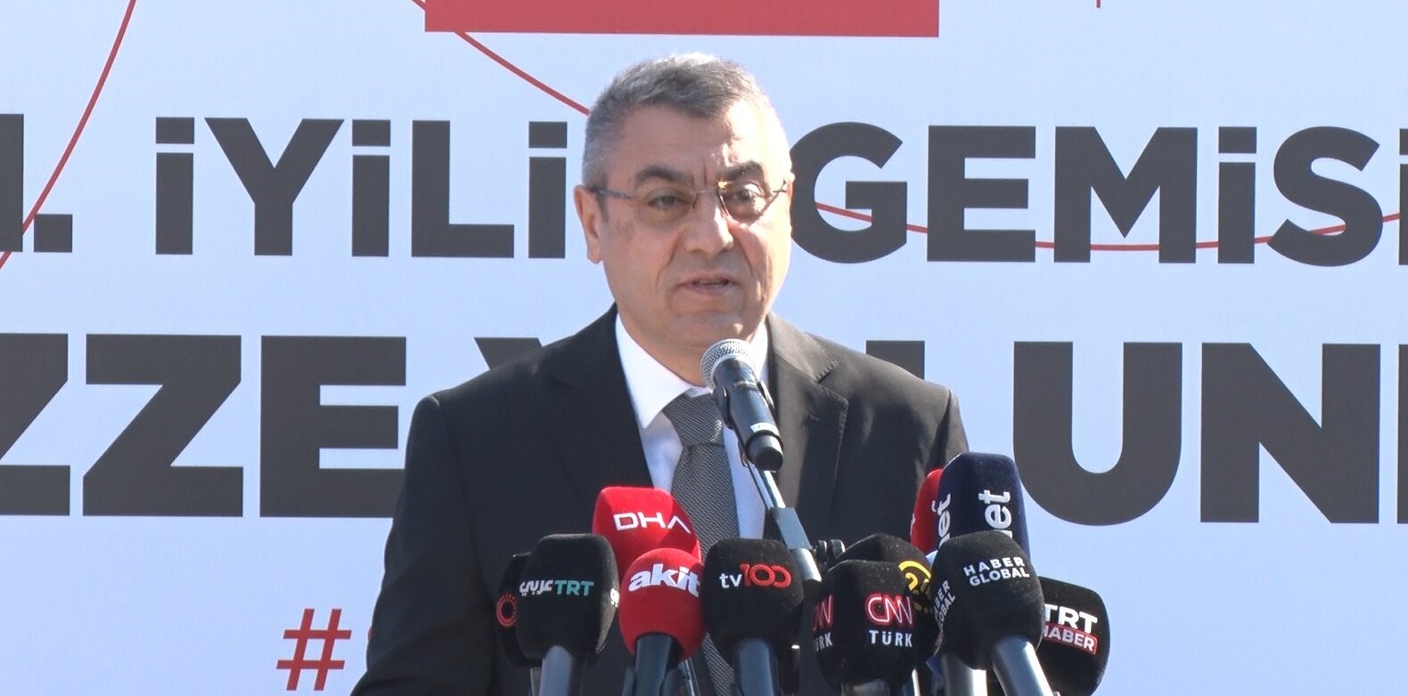 T&uuml;rk Kızılay&rsquo;ın &lsquo;İyilik Gemisi&rsquo; Ramazan&rsquo;ın ilk g&uuml;n&uuml;nde Gazze&rsquo;ye uğurlandı
