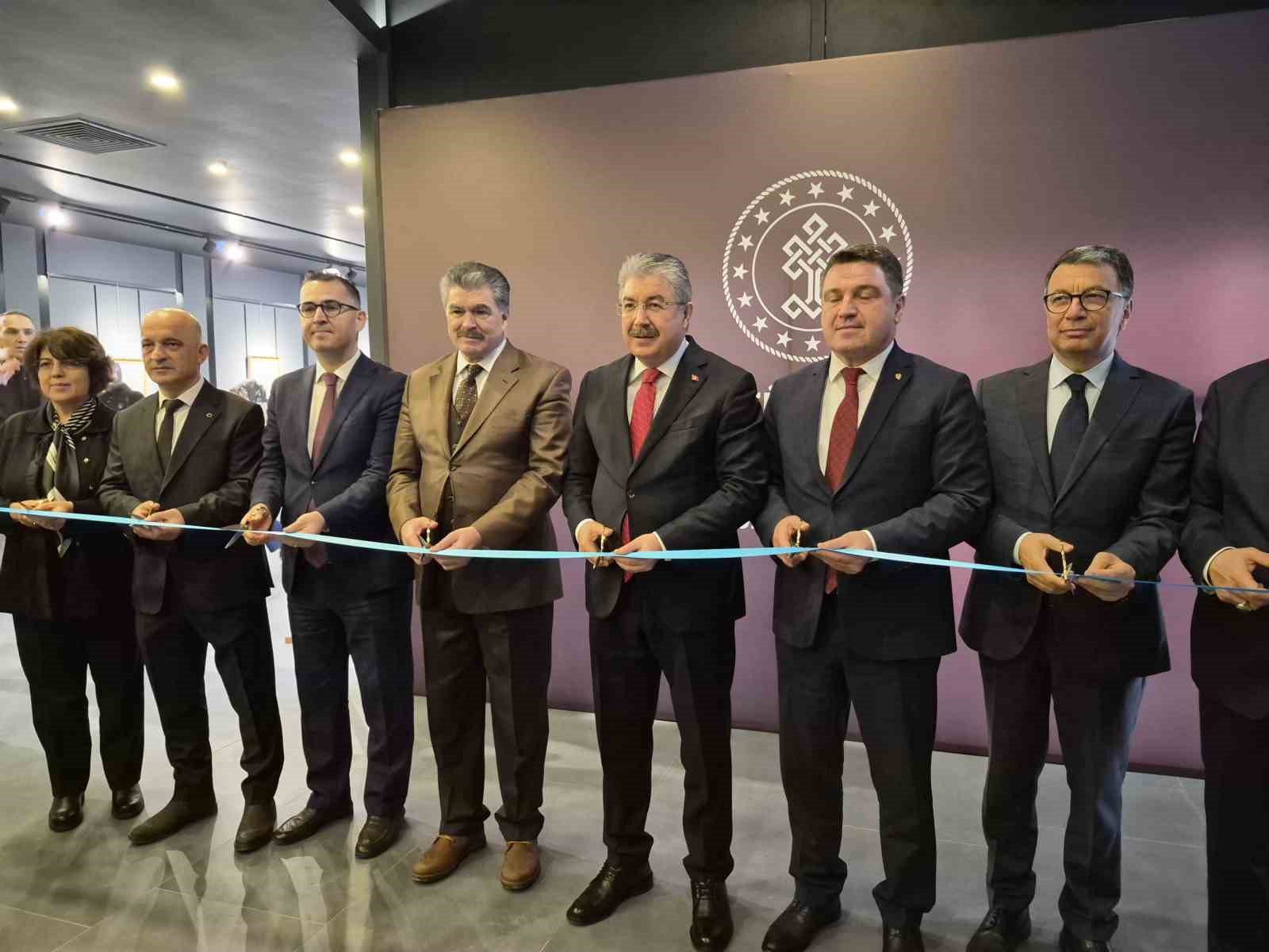 &rsquo;Eskişehir Gelenekli Karma Sanatlar Sergisi&rsquo; a&ccedil;ılışı ger&ccedil;ekleşti
