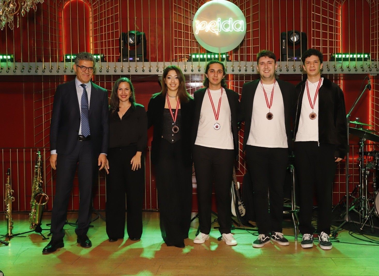 İletişim Bilimleri Fakültesi öğrencileri dereceyle döndü