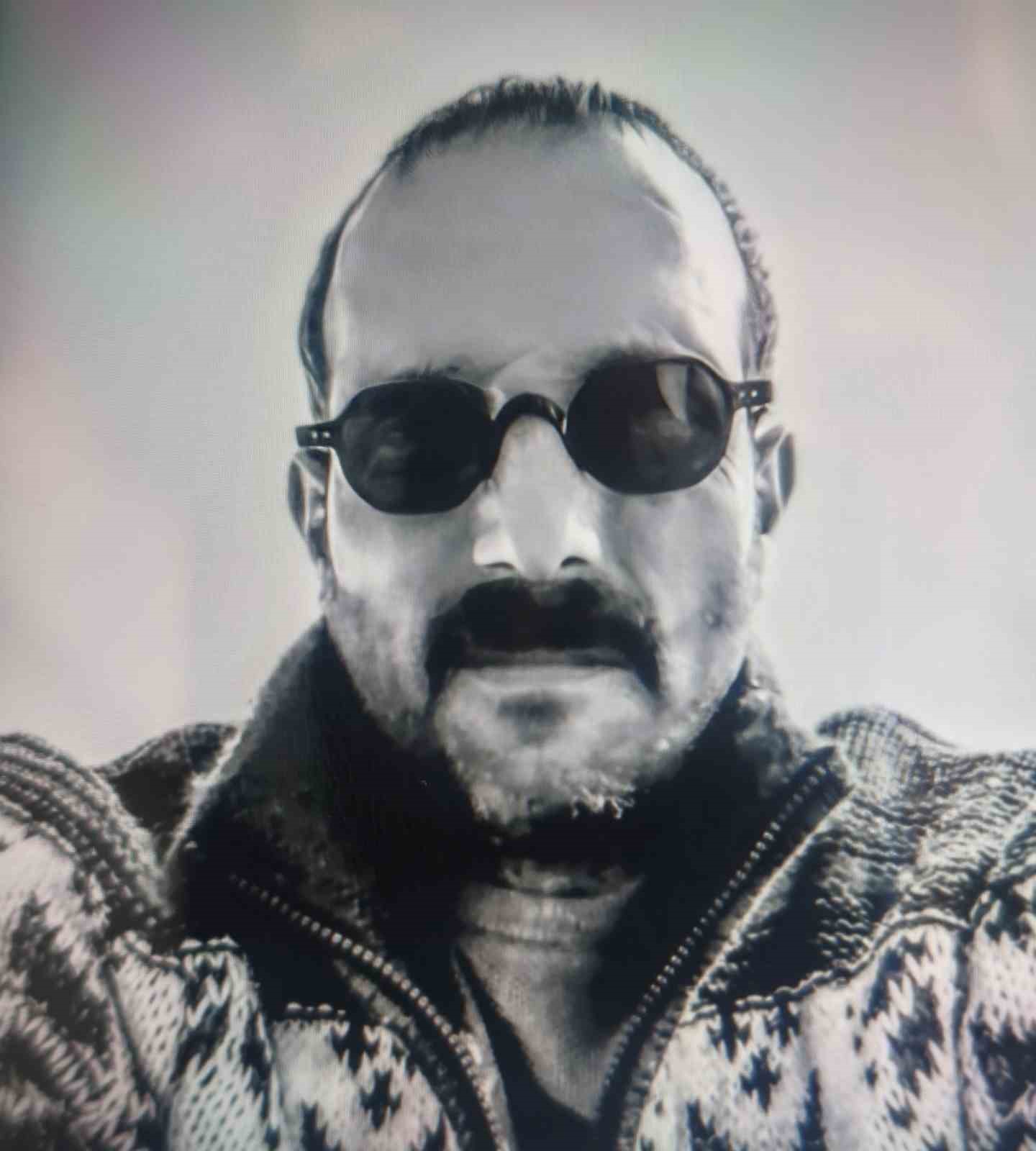 Cenaze aracını "&Ouml;zg&uuml;r bunu bize nasıl yaptın" diyerek yolladı
