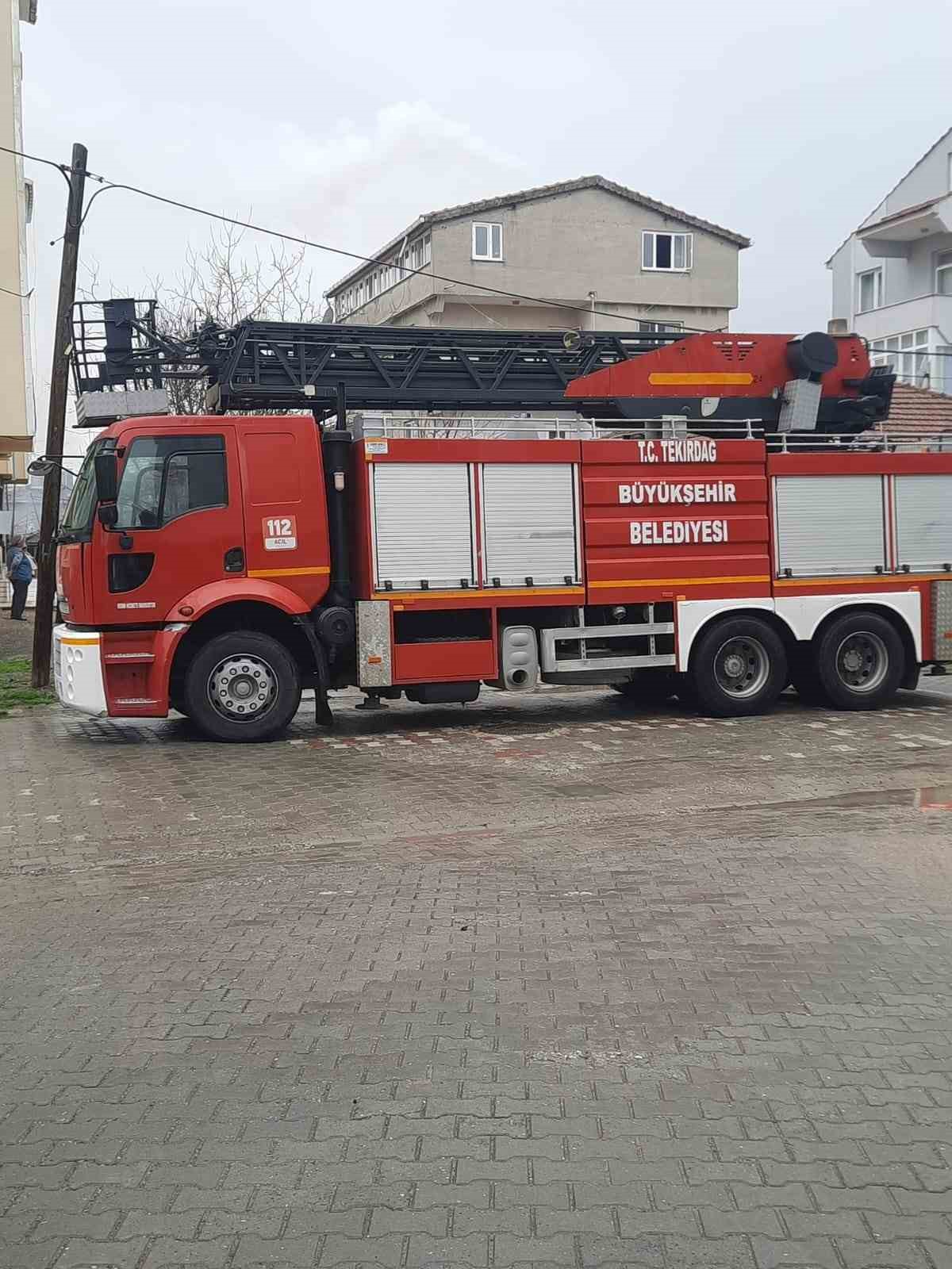 Muratlı&rsquo;da baca yangını korkuttu
