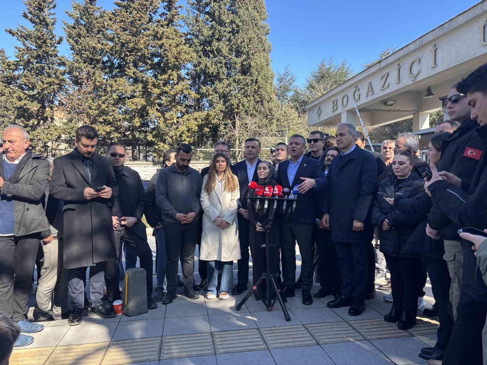 CHP Genel Başkanı Özel: "YÖK’ü yok edeceğiz"