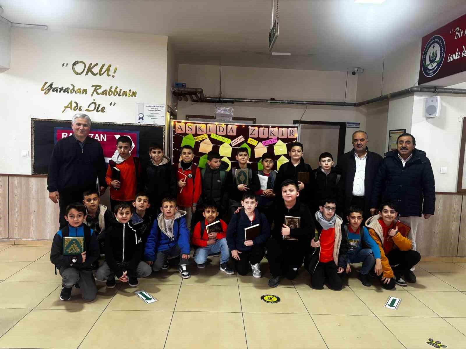 Vezirköprü’de okul koridorları Ramazan sokağına dönüştü