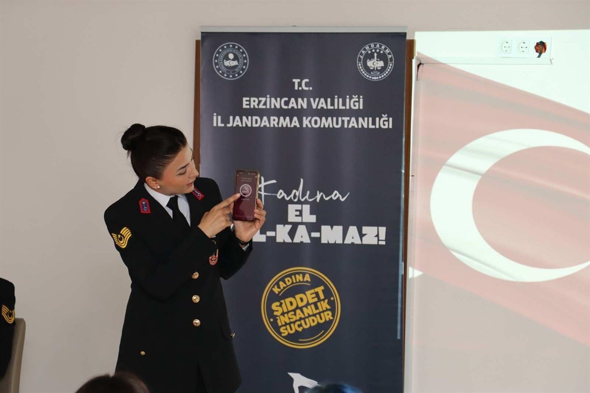 Erzincan’da kadın öğrencilere KADES bilgilendirmesi
