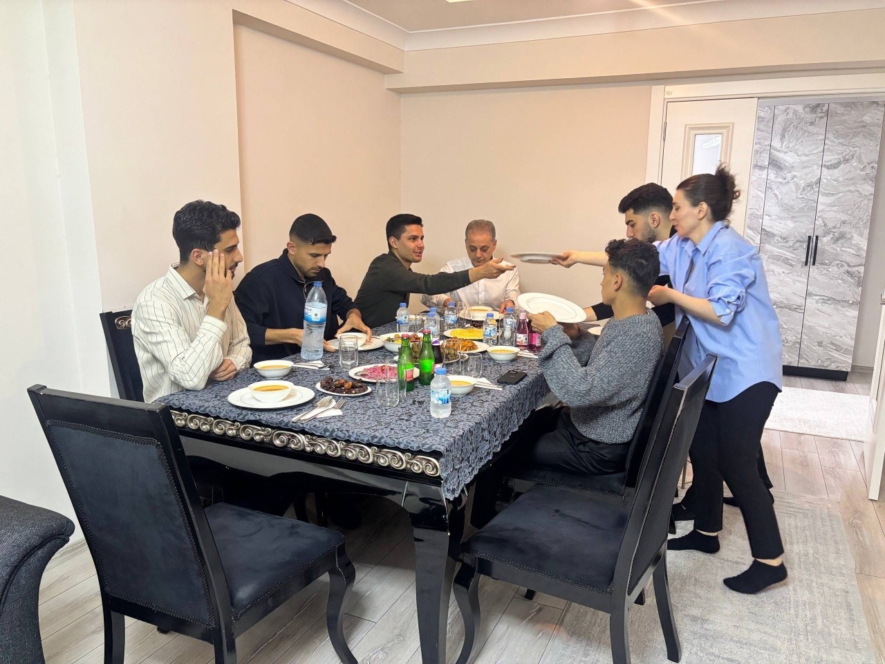 Erzincan’da "Gurbetteki Ailem" projesi ile Ramazan sofralarında sıcak buluşma